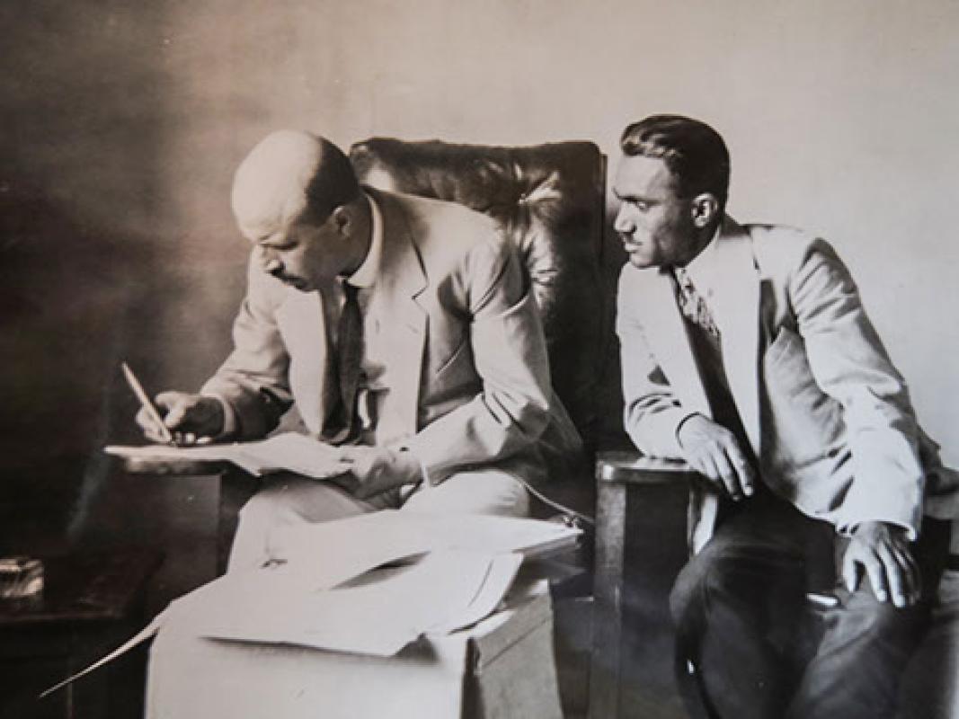 photo gallery image 11